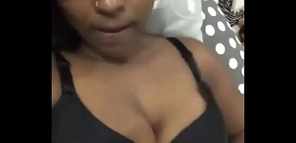  Tamil wife nude selfie